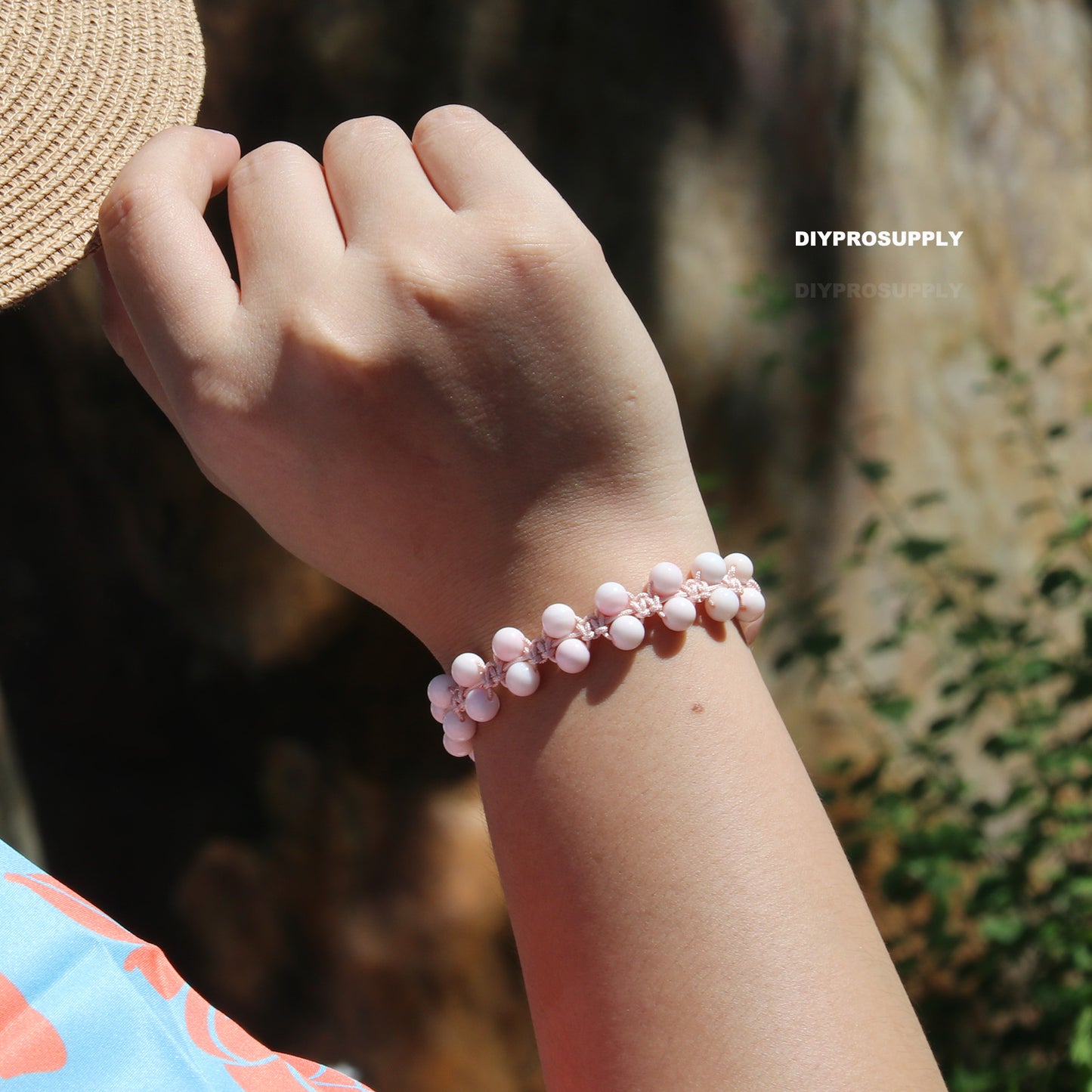 DB602 Oueen Conch Shell Beads Bracelet for Women Girls