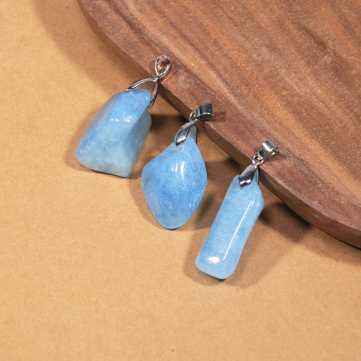 Raw stone Aquamarine Pendant