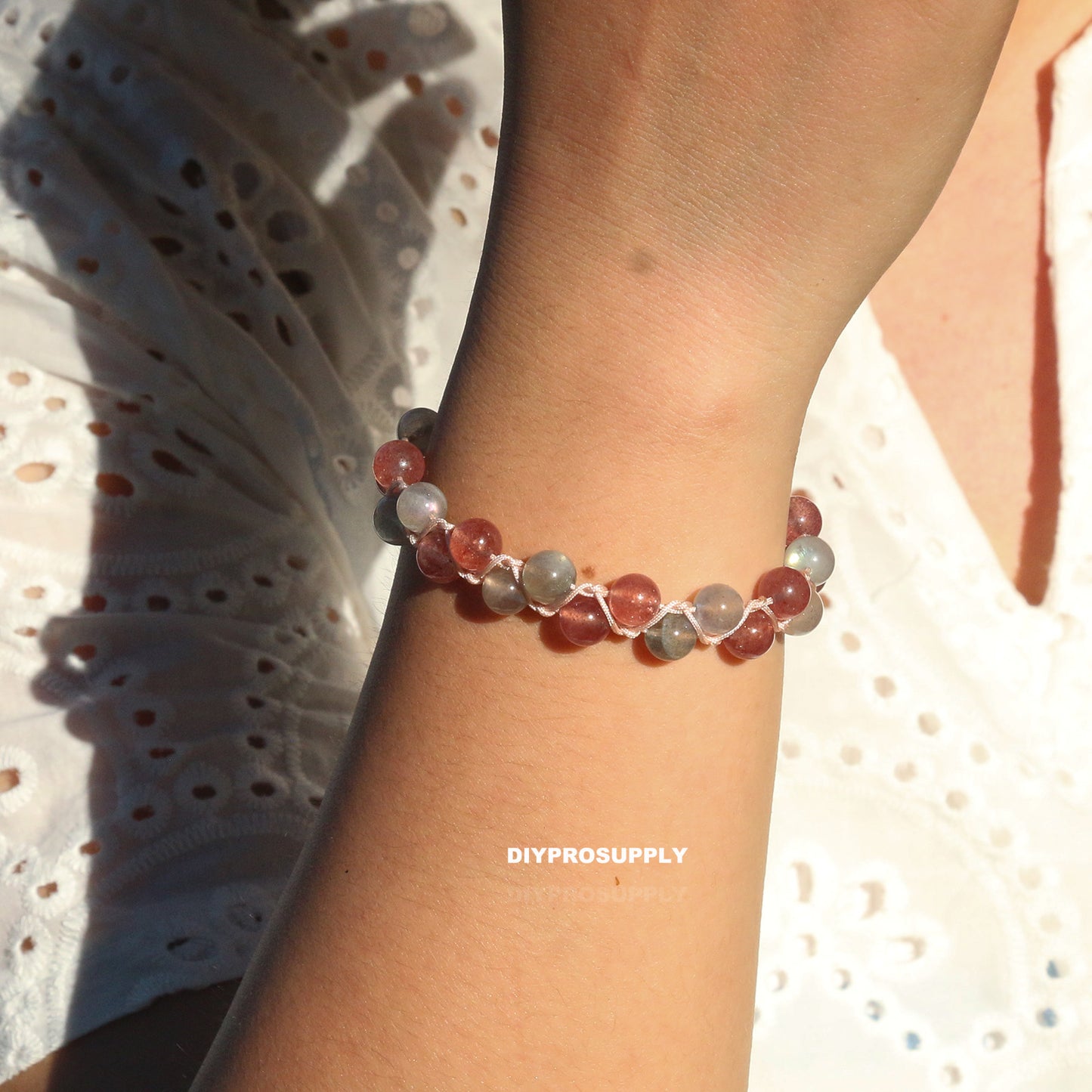 DB819 Strawberry and Labradorite Beads Bracelet