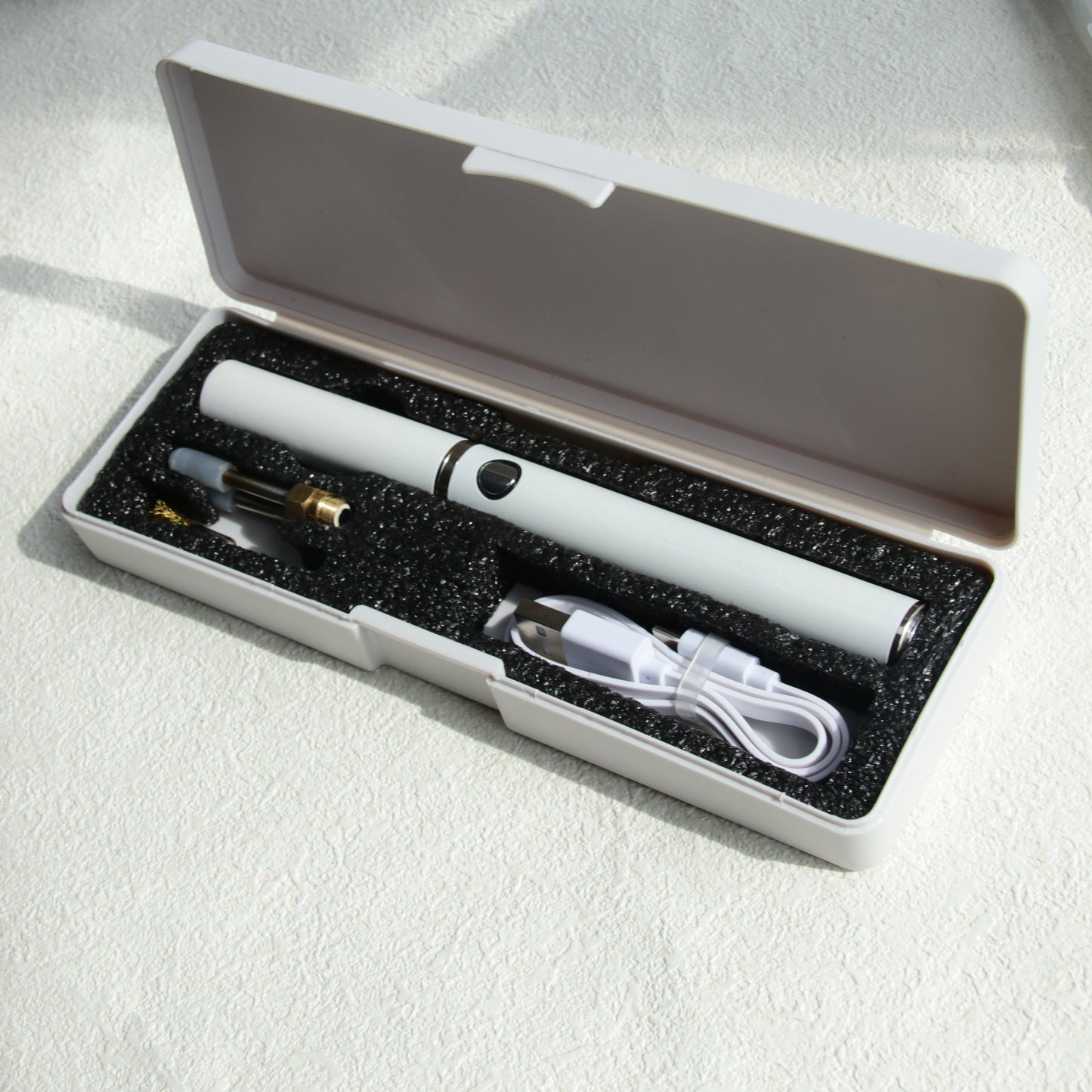 Handmade rope burning pen